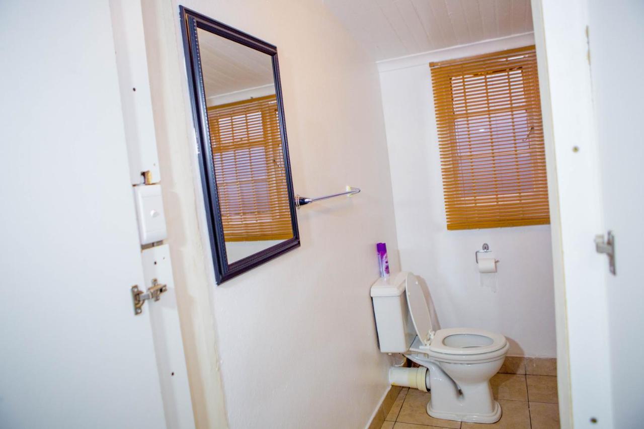 The Monument Guesthouse Port Elizabeth Exterior photo